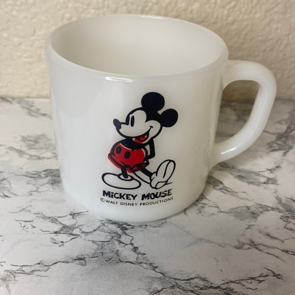 Vintage Mickey Mouse Walt‎ Disney Milk Glass Mug